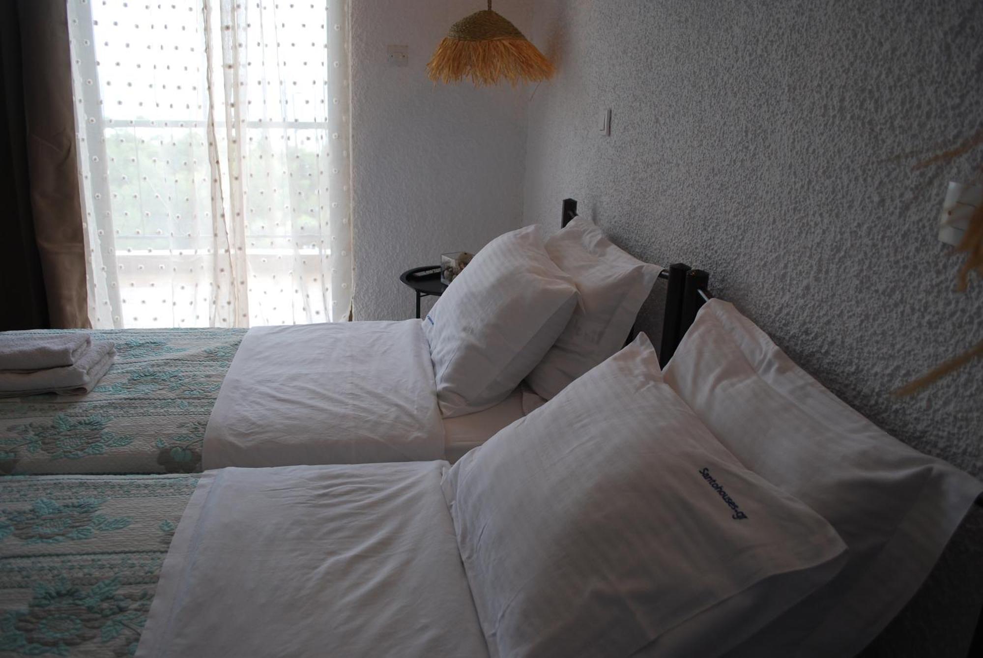 Sunset Rooms Agia Marina  Екстериор снимка