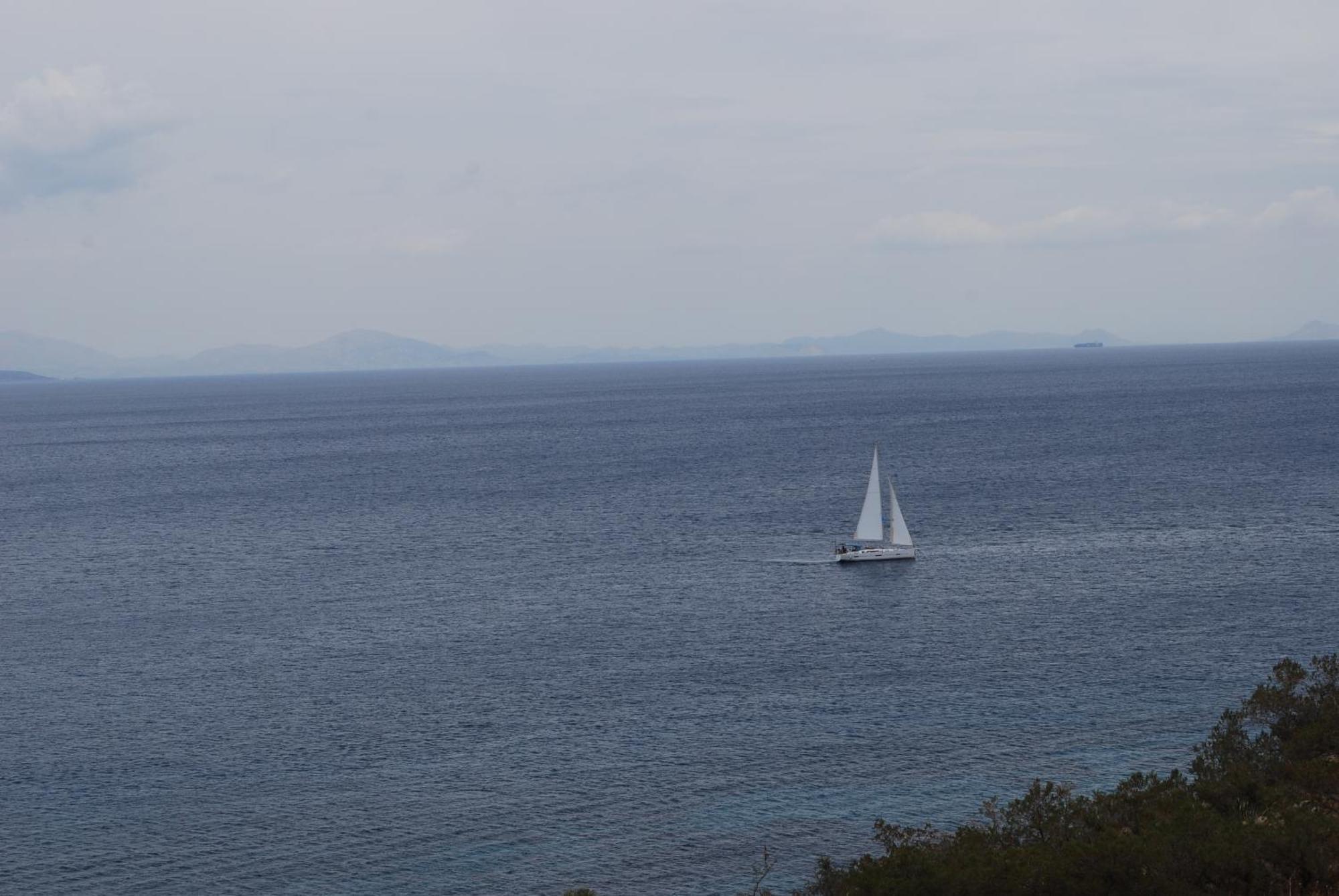 Sunset Rooms Agia Marina  Екстериор снимка