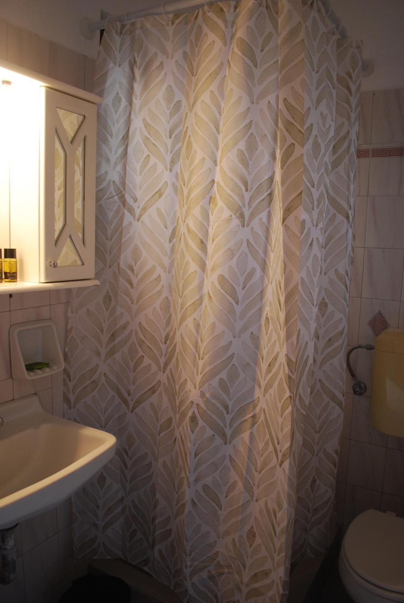 Sunset Rooms Agia Marina  Екстериор снимка
