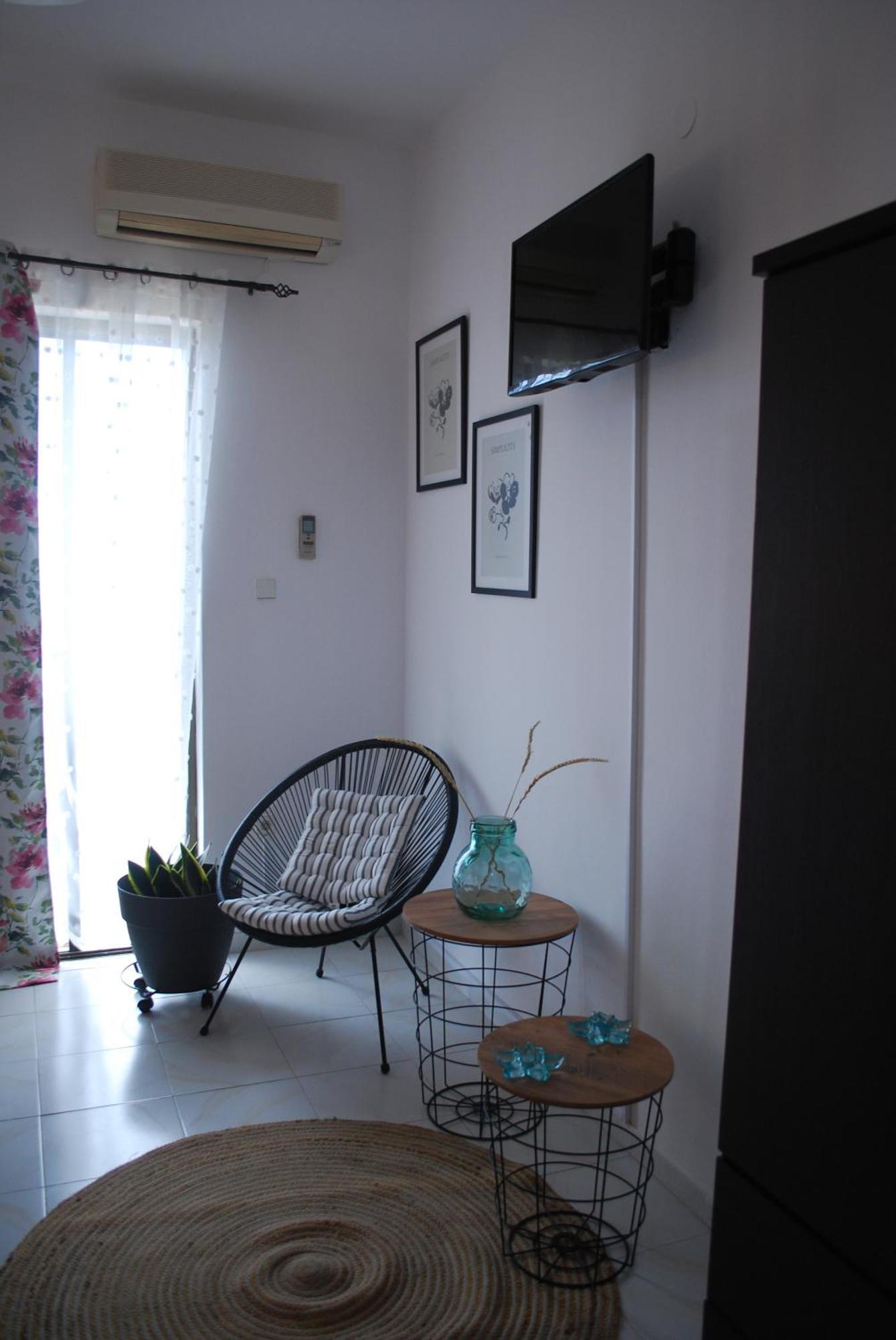 Sunset Rooms Agia Marina  Екстериор снимка