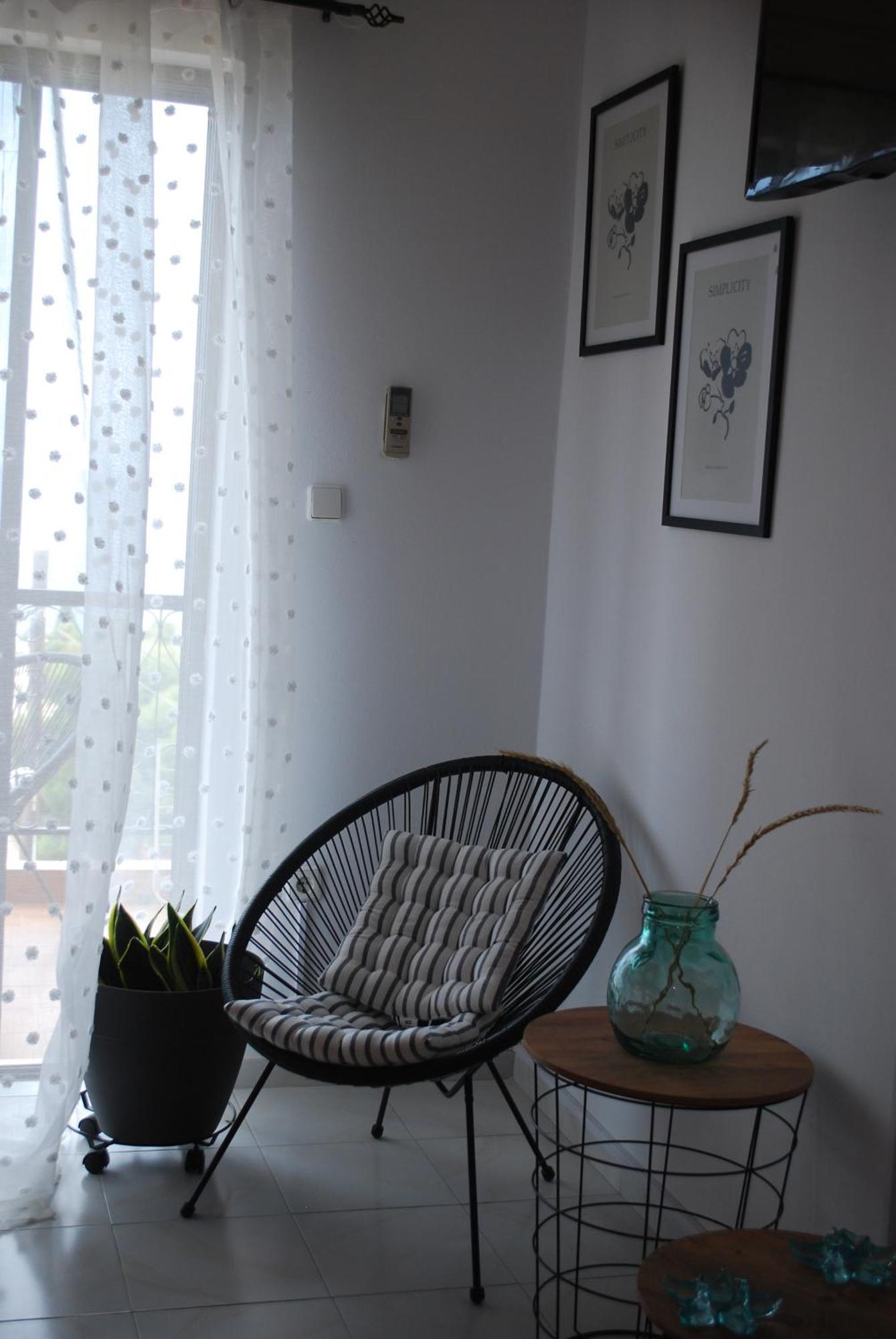 Sunset Rooms Agia Marina  Екстериор снимка